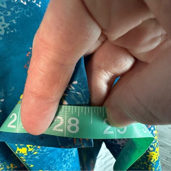 Lands' End Repreve Active Pant jogger, floral lightweight pockets, plus size - Picture 10 of 12